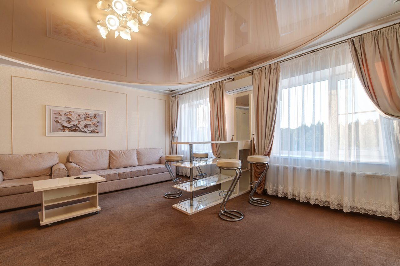 Сьюит (Люкс), Отель Павлова Поляна