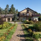 Сад, Отель Павлова Поляна