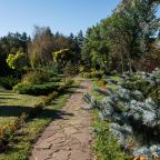 Сад, Отель Павлова Поляна