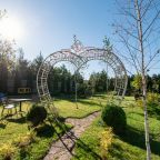 Подвесное кресло-капля, Отель Павлова Поляна