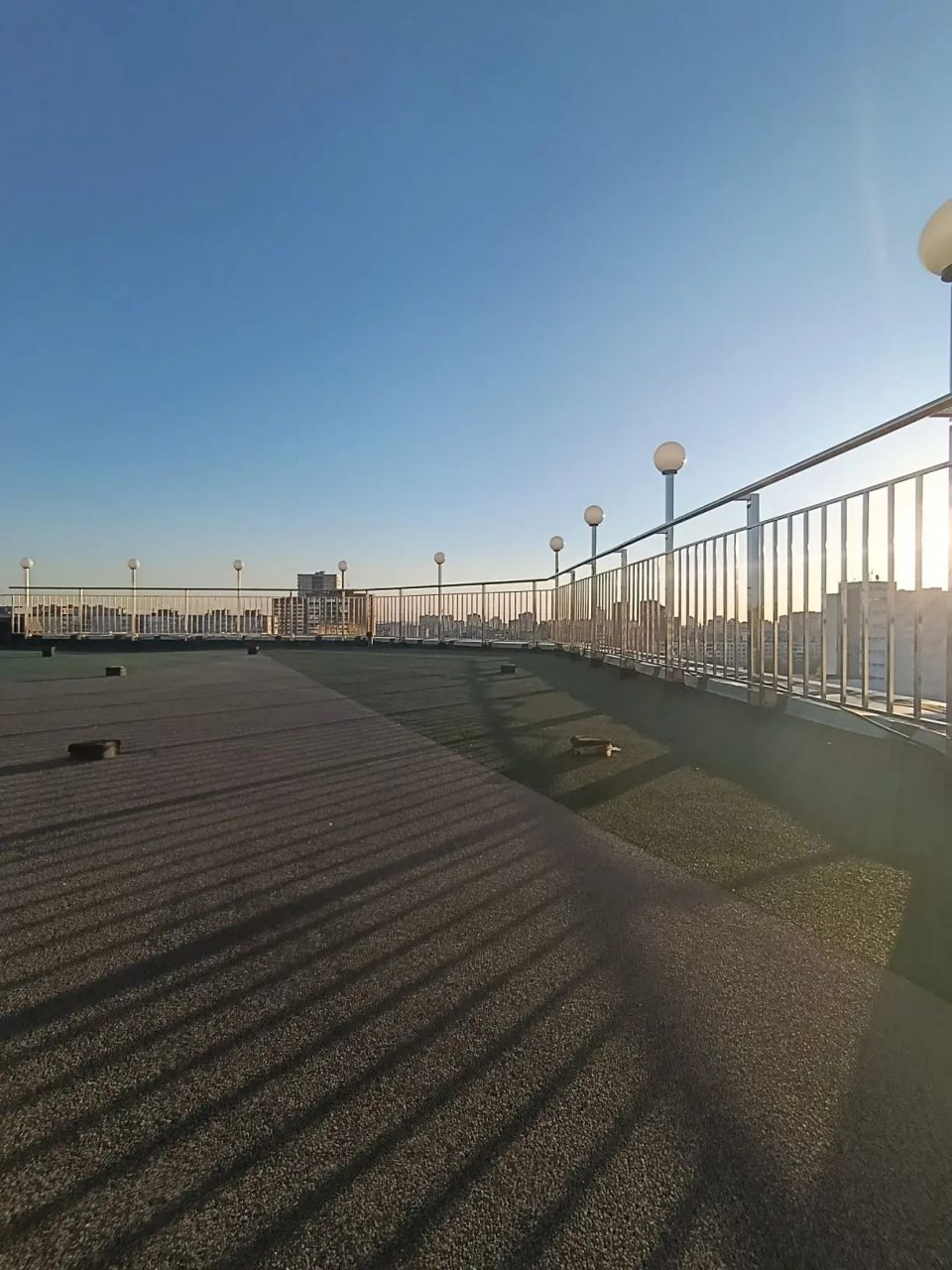 Пешие прогулки, Отель Городской