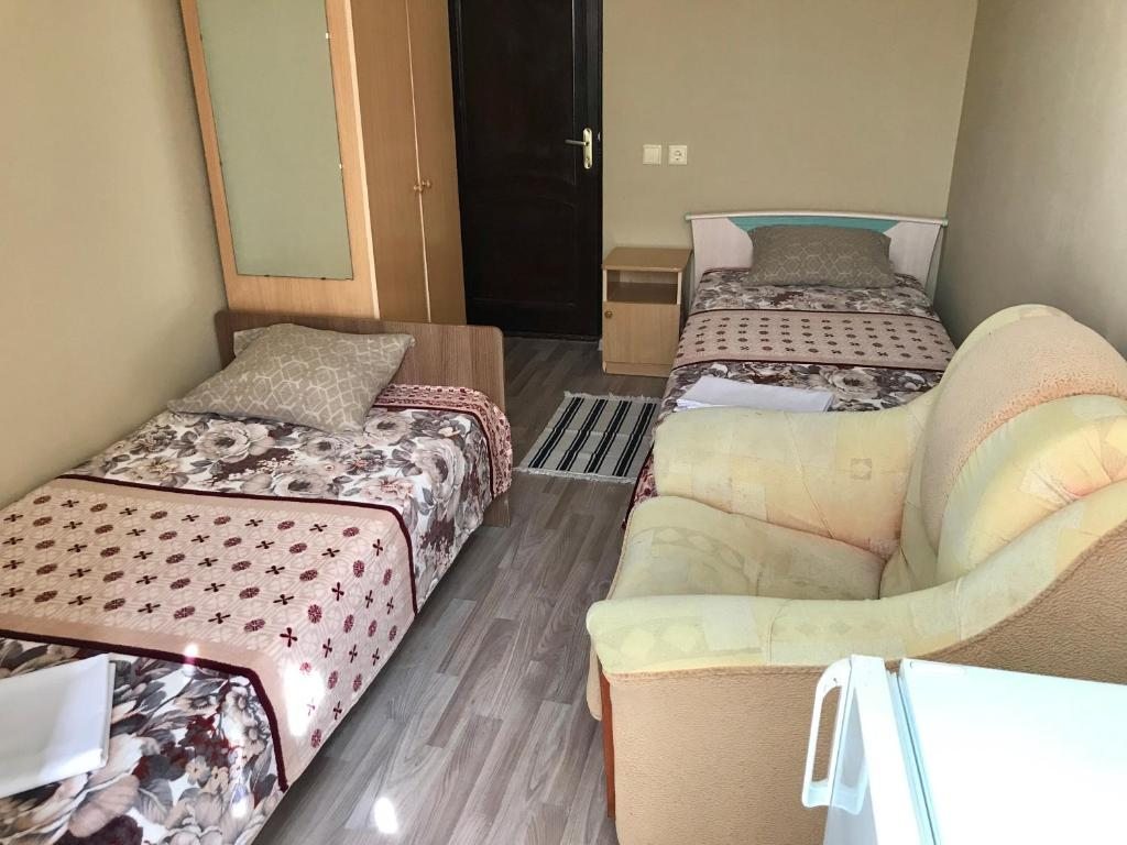 Двухместный (Бюджетный двухместный номер с 2 отдельными кроватями) гостевого дома На Терской 35, Анапа