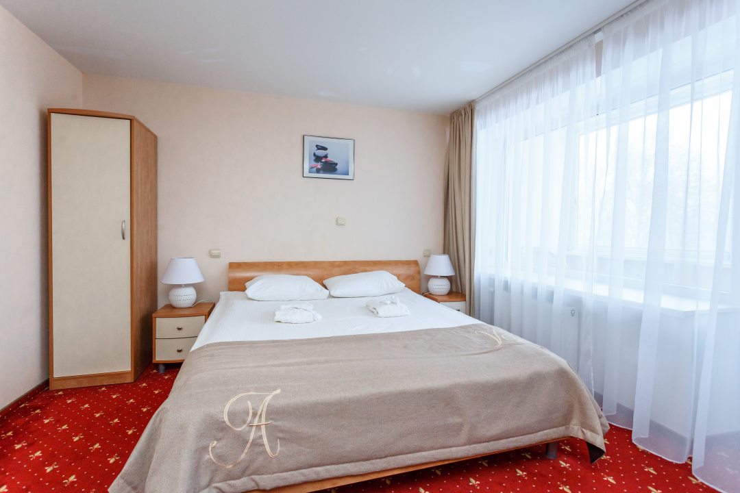 Студио (1-комнатный с видом на озеро) гостиницы Валдайские зори, Новгородская область