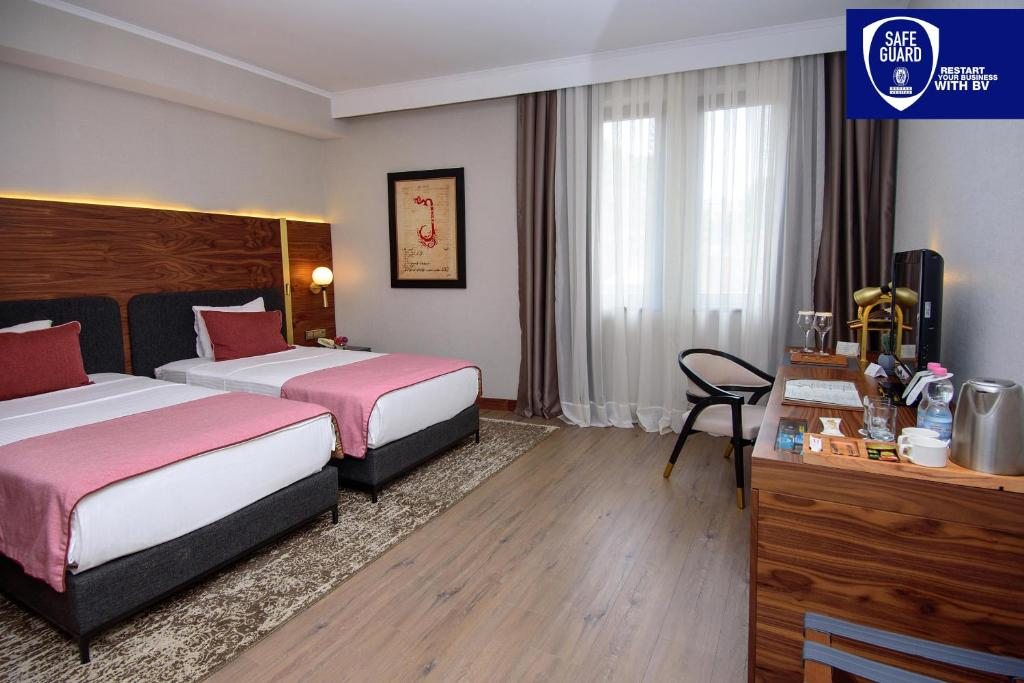Двухместный (Стандартный двухместный номер с 2 отдельными кроватями) отеля Tiflis Palace, Тбилиси