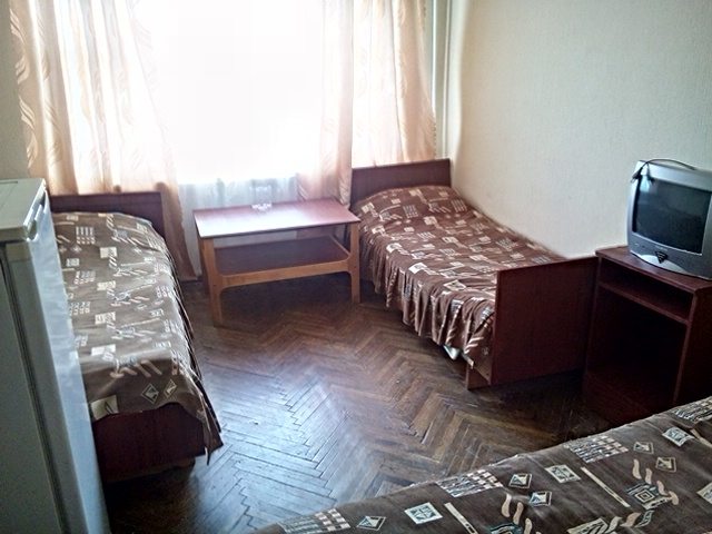 Трехместный гостиницы Солнечная, Азов