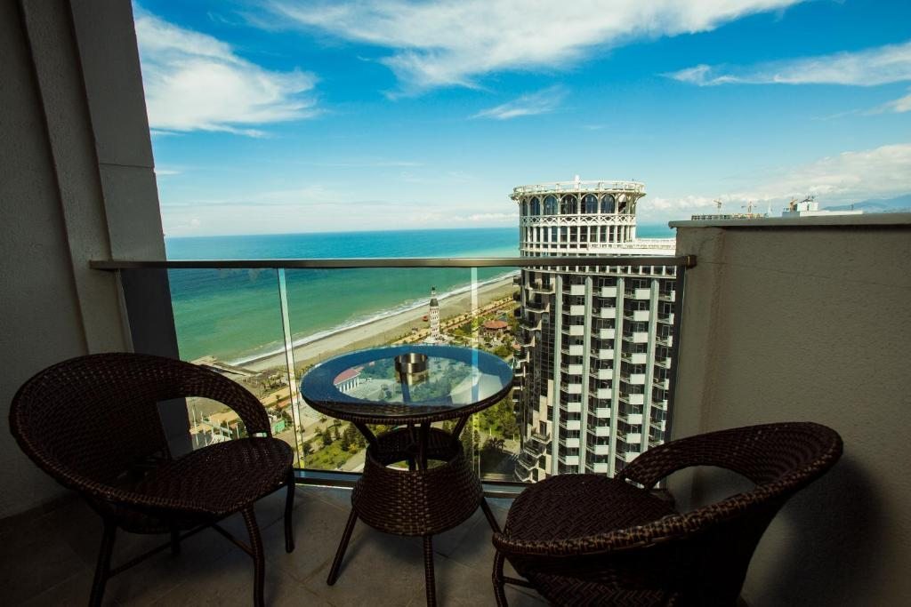 Апартаменты (Апартаменты с видом на море), Апарт-отель Batumi Holiday Luxus