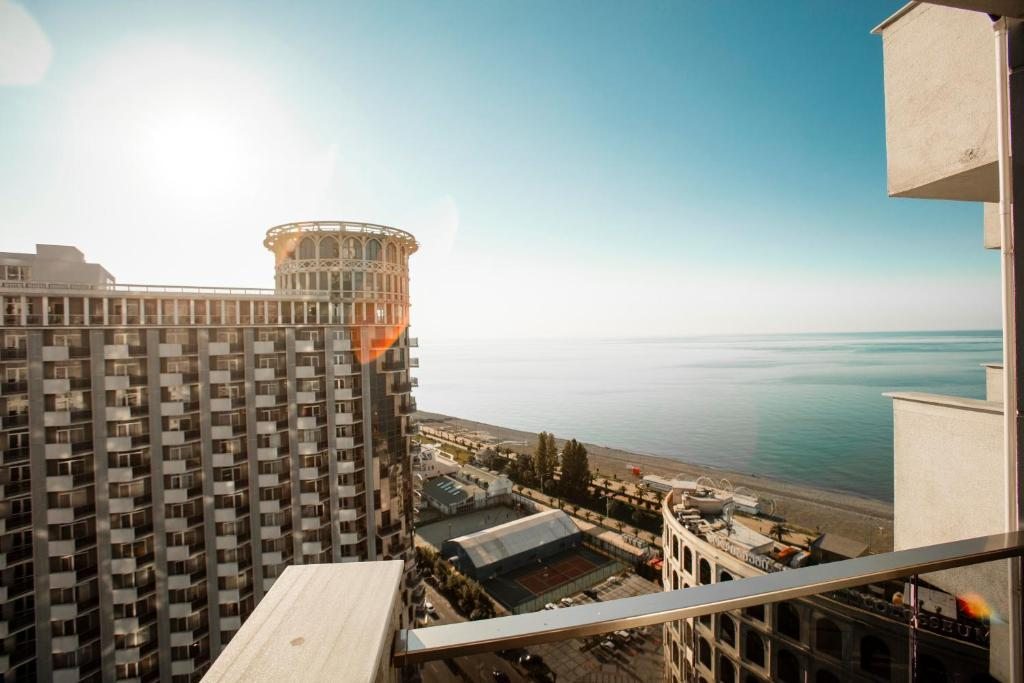 Апартаменты (Апартаменты с видом на море), Апарт-отель Batumi Holiday Luxus