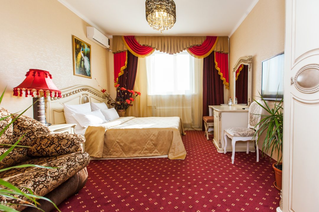 Одноместный (Первая категория, Стандарт улучшенный) гранд отеля Уют, Краснодар