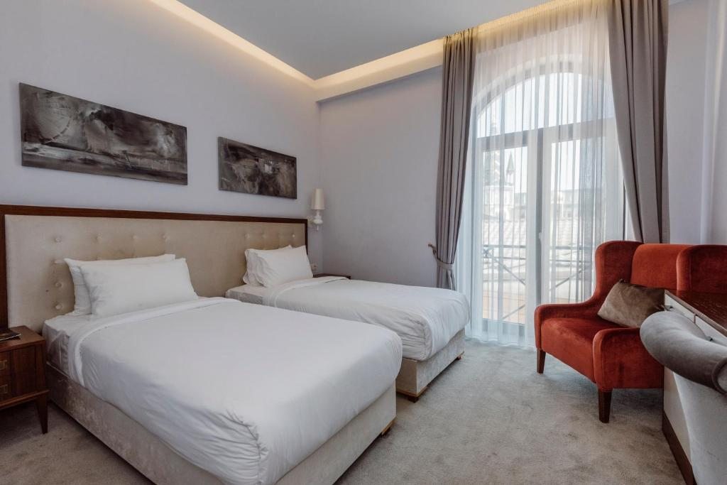 Двухместный (Стандартный двухместный номер с 2 отдельными кроватями) отеля Golden Palace Batumi, Батуми