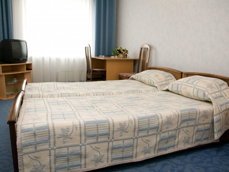 Двухместный (Стандарт с двумя совместными кроватями) отеля Финанс Юг, Волгоград