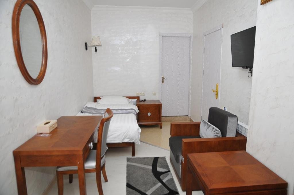 Двухместный (Стандартный двухместный номер с 1 кроватью или 2 отдельными кроватями) отеля Hotel Chveni Sakhli, Батуми