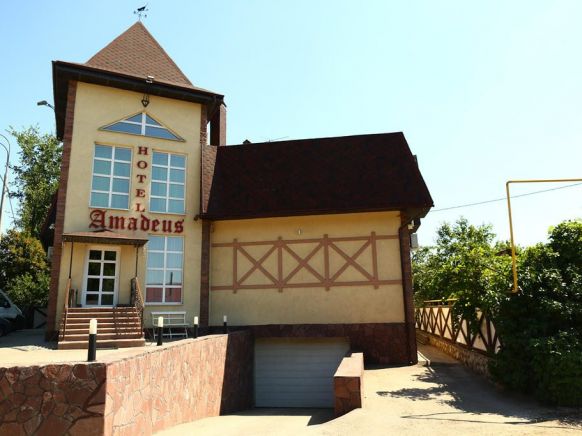 Отель Amadeus, Самара