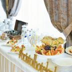 Завтрак «Шведский стол» в отеле «Бристоль» 3*, Санкт-Петербург