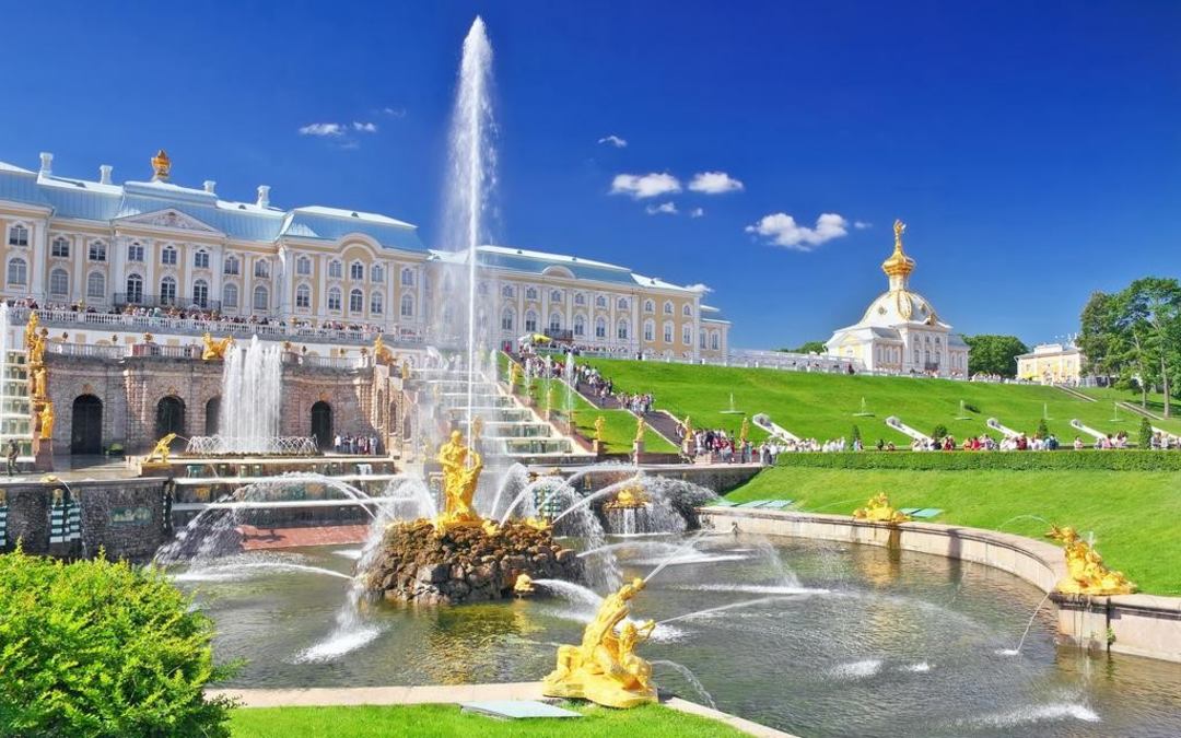 Экскурсии и туры по Санкт-Петербургу и пригородам, Отель Бристоль