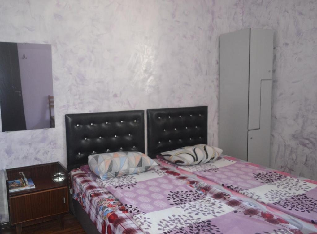 Двухместный (Двухместный номер с 2 отдельными кроватями) гостевого дома Keti, Батуми