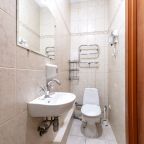 Двухместный, Отель Большой 19