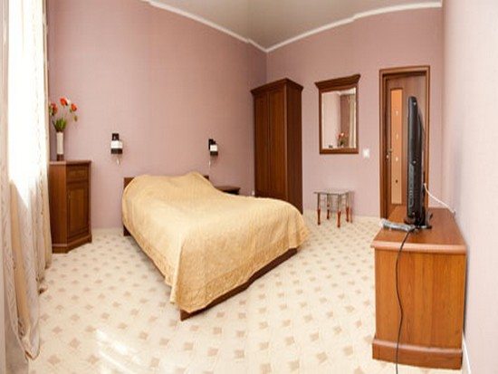 Трёхместный и более (3-х комнатный) гостиницы Модерн, Томск