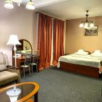 Апартаменты с кухней гостевой дом Домик Охотника, Токсово