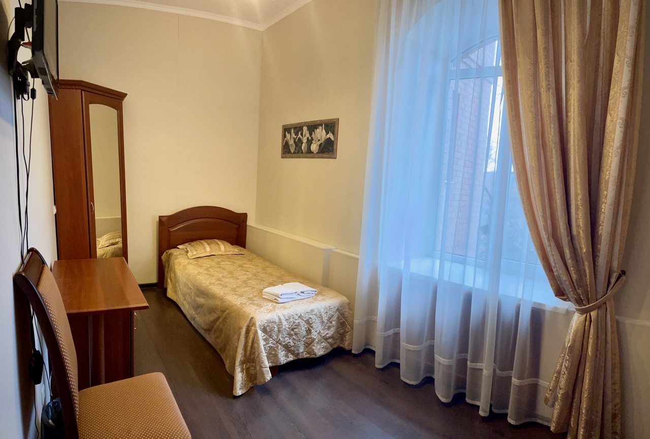 Односпальная кровать