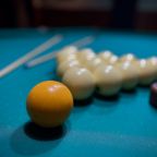 Комната для игры в бильярд