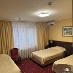 Трёхместный и более (Стандарт с раздельными кроватями), Гостиница Комильфо