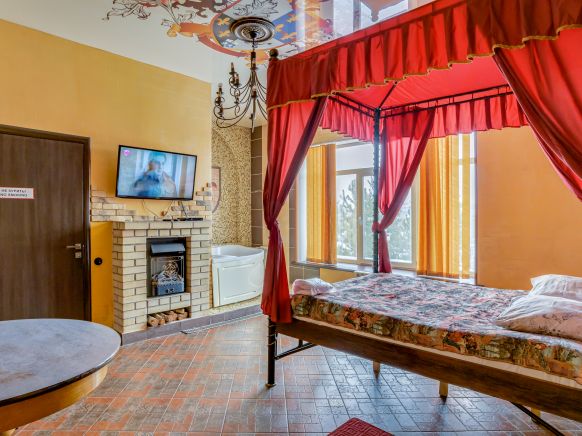 Фотография номера гостиницы Жар-Птица