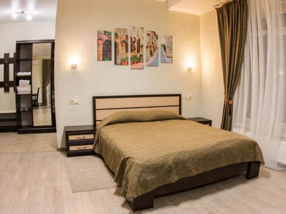 Фотография номера гостиницы Каштан