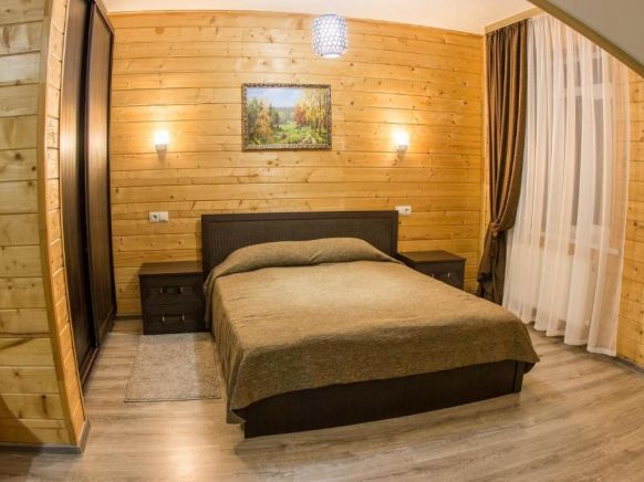 Фотография номера гостиницы Каштан