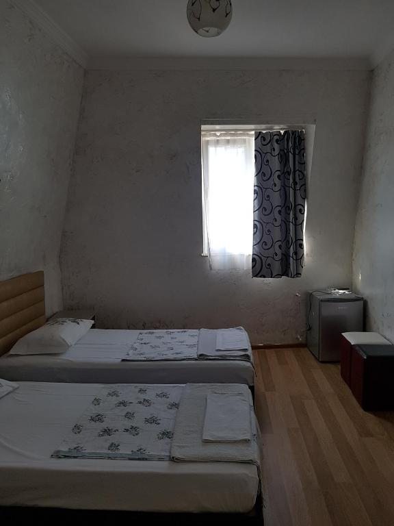 Двухместный (Двухместный номер с 1 кроватью или 2 отдельными кроватями) отеля Roof, Батуми