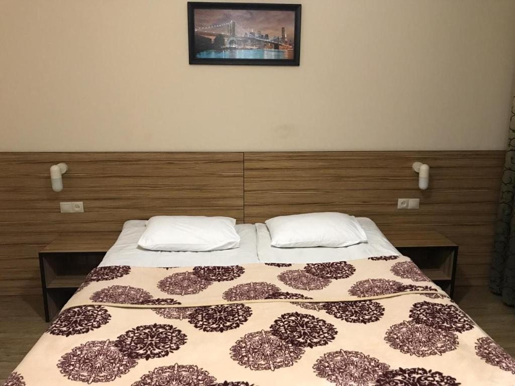 Двухместный (Большой двухместный номер с 1 кроватью) отеля Фламинго, Хасавюрт
