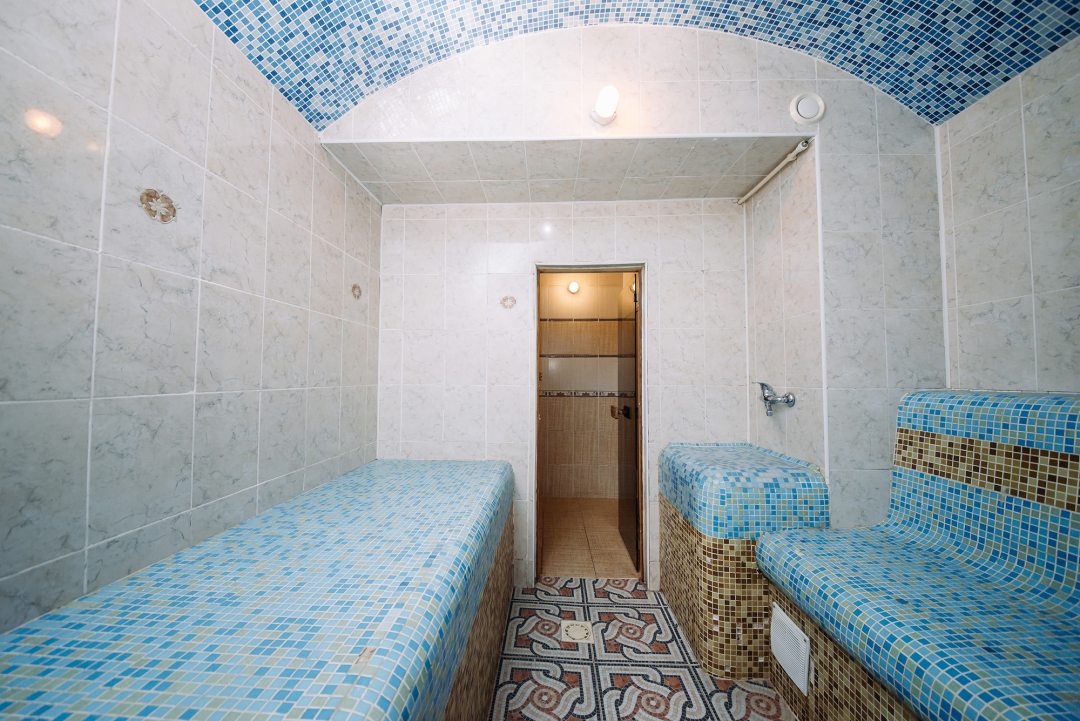 Турецкая баня, Гостиница СвояК