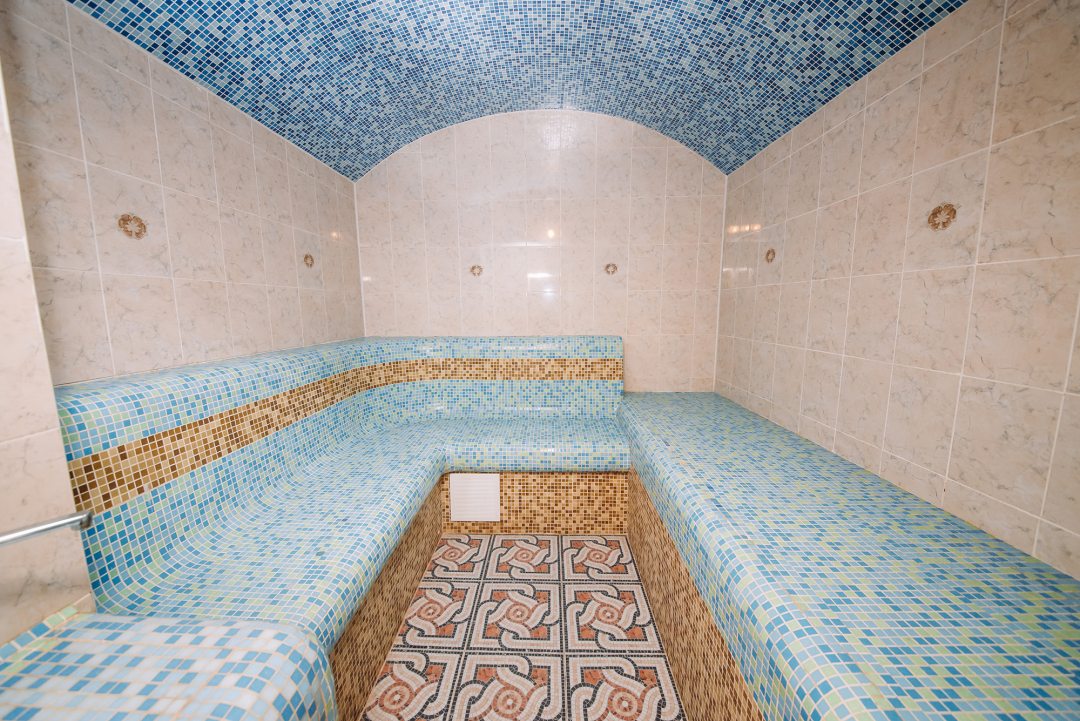 Турецкая баня, Гостиница СвояК