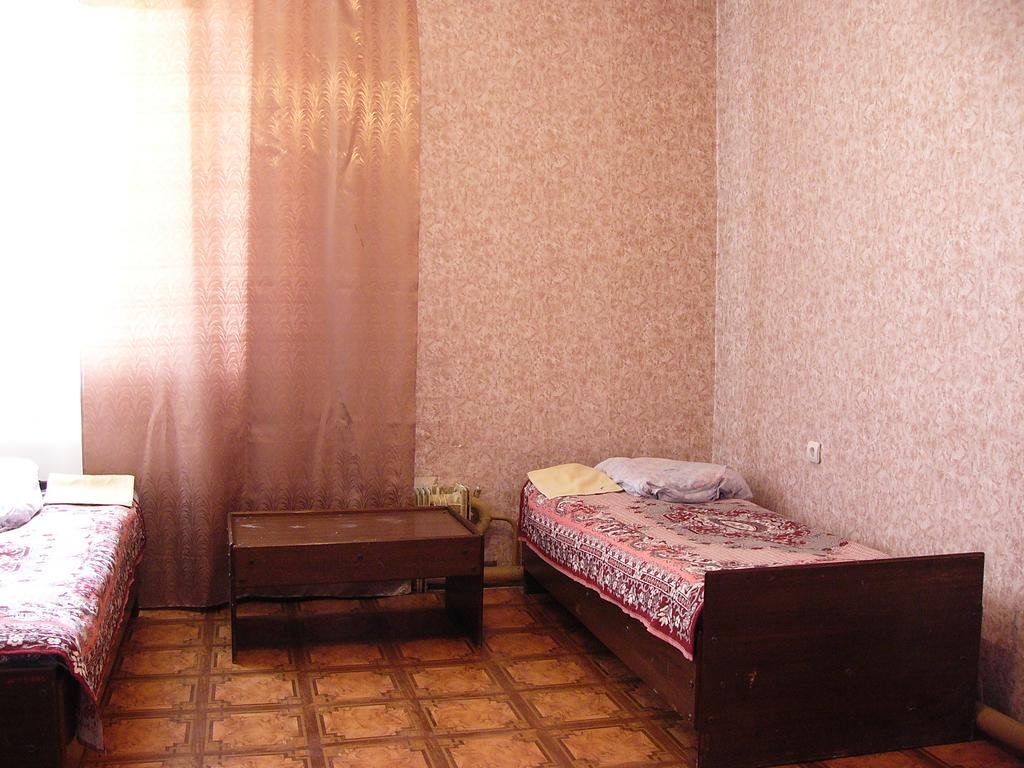 Двухместный (Двухместный номер с 2 двуспальными кроватями) мотеля Привал, Катайск
