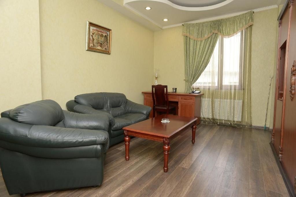 Двухместный (Стандартный двухместный номер с 1 кроватью) отеля Aeetes Palace Hotel, Кутаиси