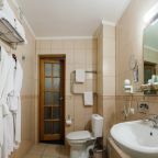 Ванная комната в номере гостиницы Волго-Дон, Волгоград