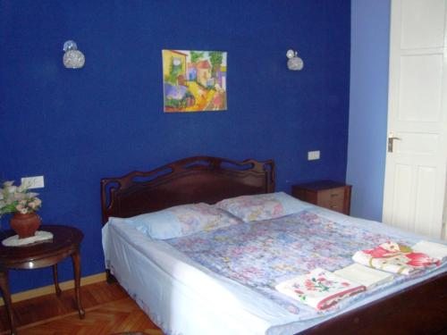 Двухместный (Классический двухместный номер с 1 кроватью и душем) гостиницы Гелати, Кутаиси
