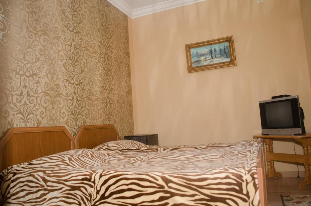 Двухместный (Двухместный номер с 2 отдельными кроватями и ванной комнатой) гостевого дома Руставели, Кобулети