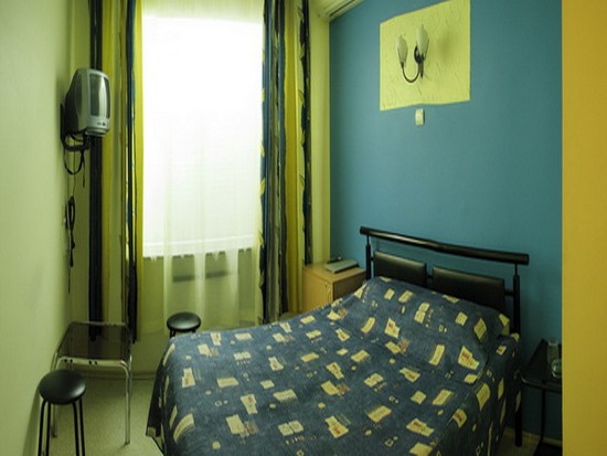 Двухместный (Стандартный с двуспальной кроватью) мотеля Кировские дачи, Выборг, Ленинградская область