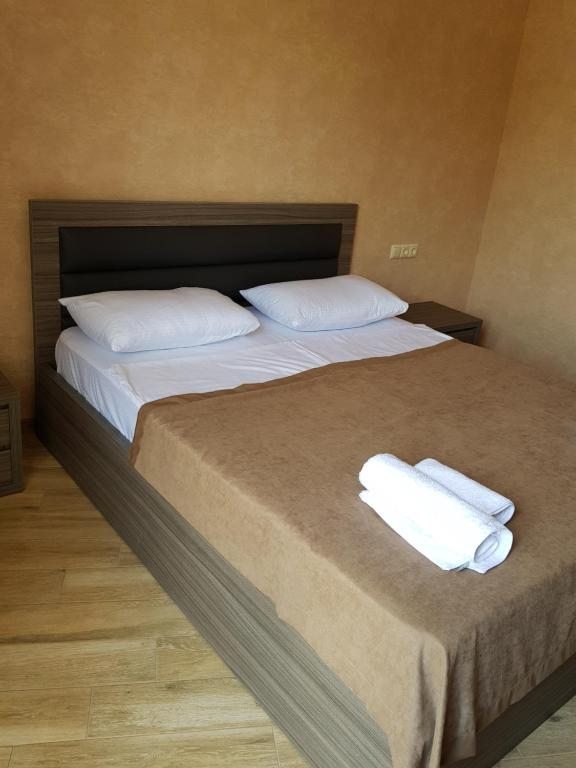 Двухместный (Двухместный номер с 2 отдельными кроватями и видом на бассейн) отеля Chero, Кобулети