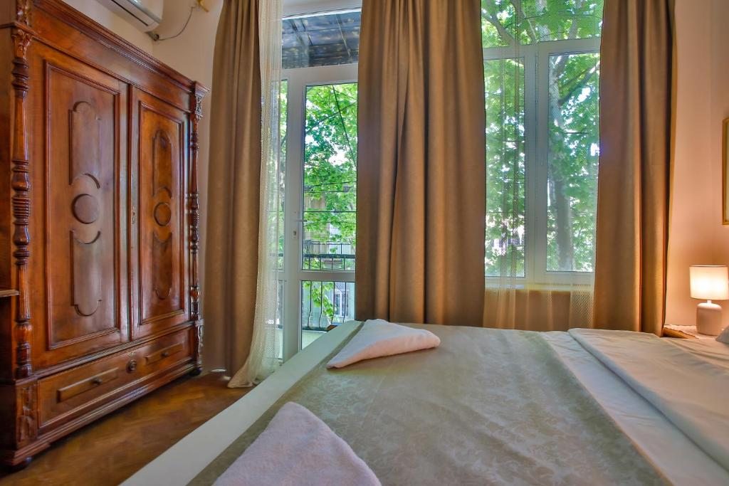 Двухместный (Двухместный номер Делюкс с 1 кроватью и балконом) гостевого дома Венето, Кутаиси
