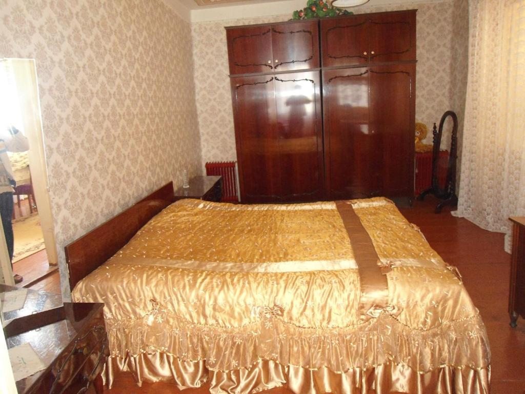 Двухместный (Двухместный номер с 1 кроватью или 2 отдельными кроватями и дополнительной кроватью) гостевого дома Darejani, Кутаиси