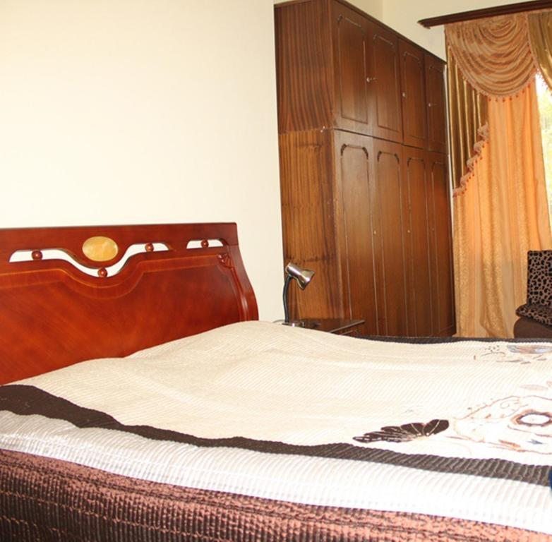 Двухместный (Стандартный двухместный номер с 1 кроватью или 2 отдельными кроватями) гостевого дома Elegant, Кутаиси