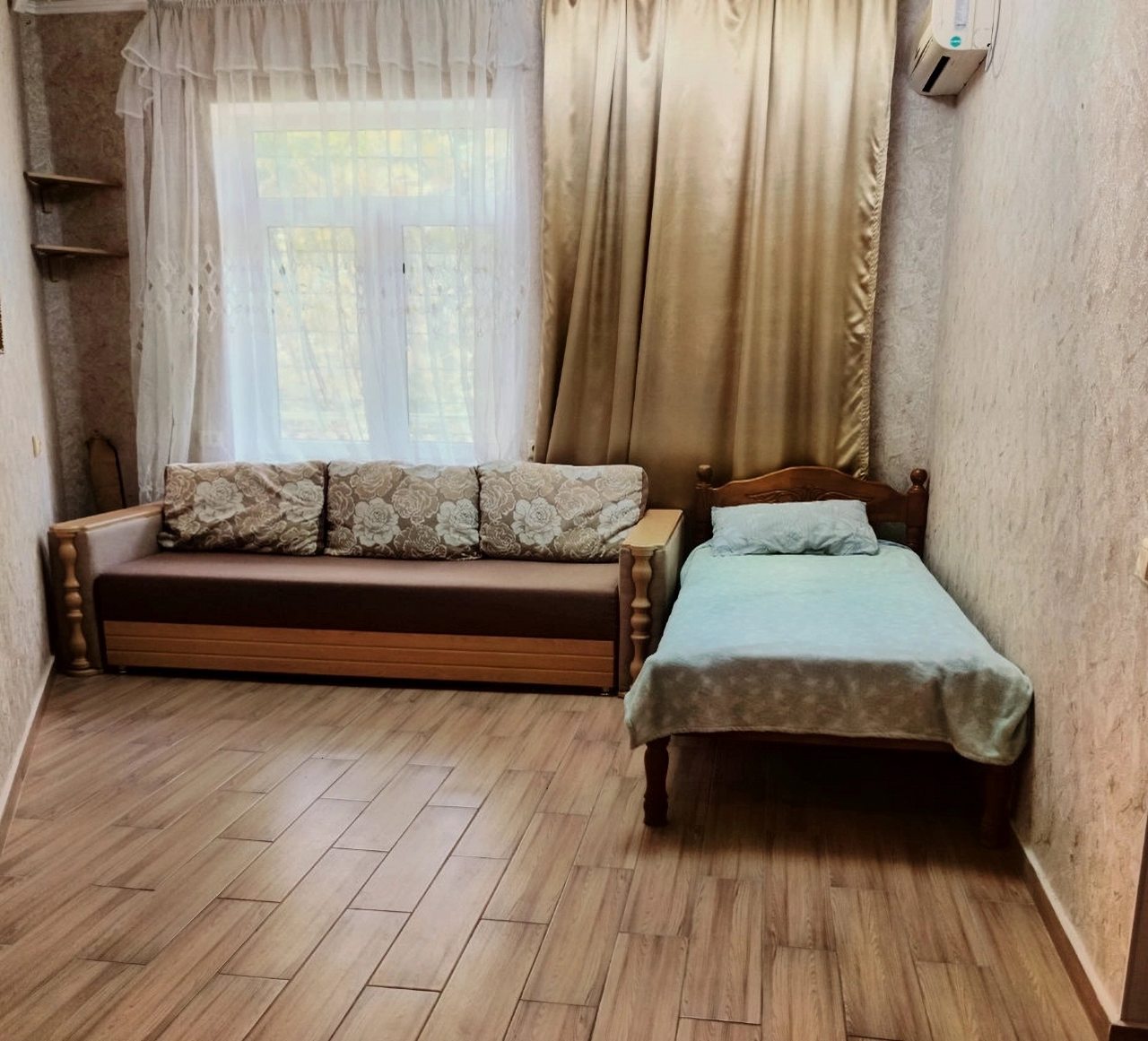 Семейный (Двухкомнатные апартаменты с балконом), Гостиница Арго