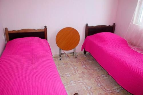 Двухместный (Двухместный номер с 2 отдельными кроватями и ванной комнатой) отеля Нуго, Кобулети