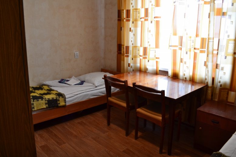 Трехместный (Койко-место в общем номере, Блок 2+3) гостиницы Каскад, Волгоград