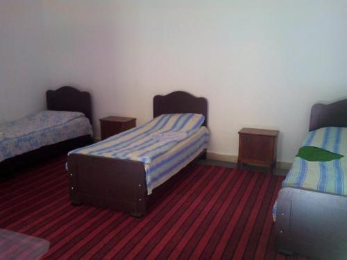 Номер (Кровать в общем номере с 5 кроватями) гостевого дома Имери, Кутаиси