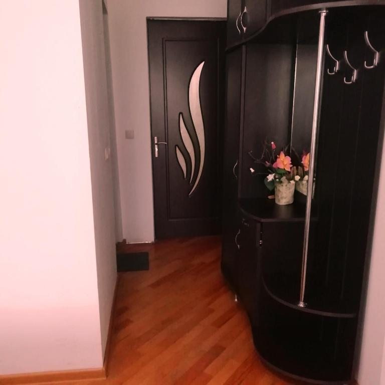 Семейный (Cемейный номер с собственной ванной комнатой) гостевого дома NK, Кутаиси