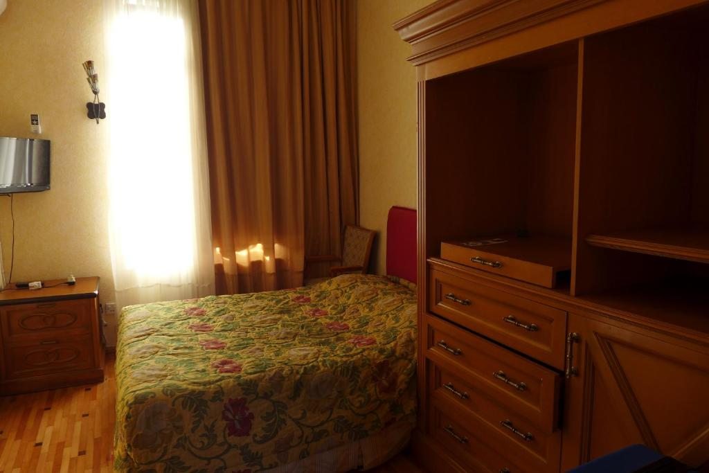 Двухместный (Улучшенный двухместный номер с 1 кроватью) гостевого дома Белград, Кобулети