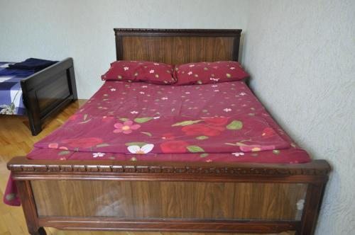Трехместный (Трехместный номер с общей ванной комнатой) хостела Sweet Home, Кутаиси