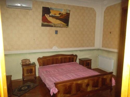 Двухместный (Двухместный номер с 1 кроватью или 2 отдельными кроватями и общей ванной комнатой) гостевого дома Семья Харабадзе, Кутаиси